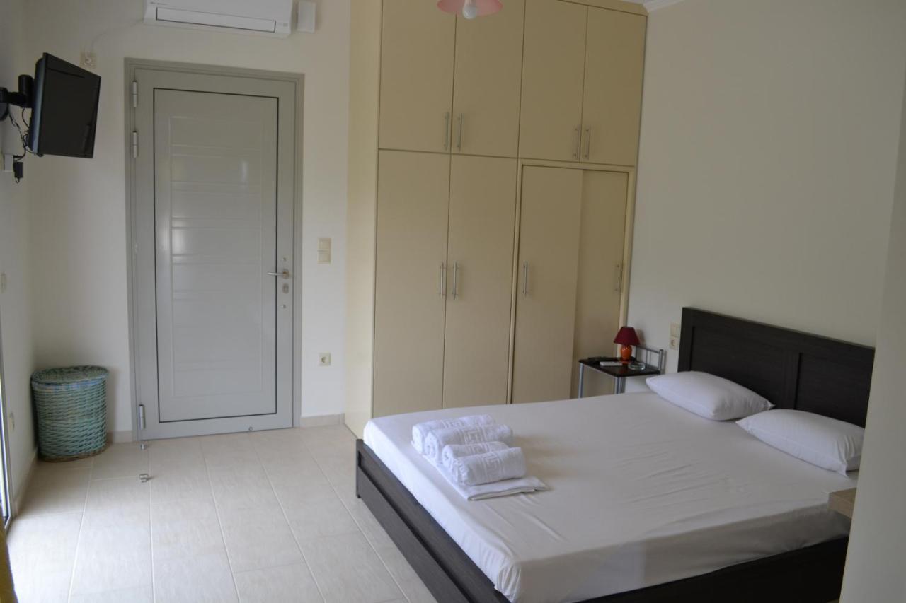 Av Apartment Agios Nikitas Exterior photo